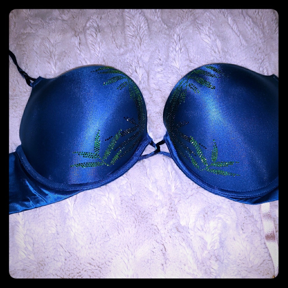 VS bombshell